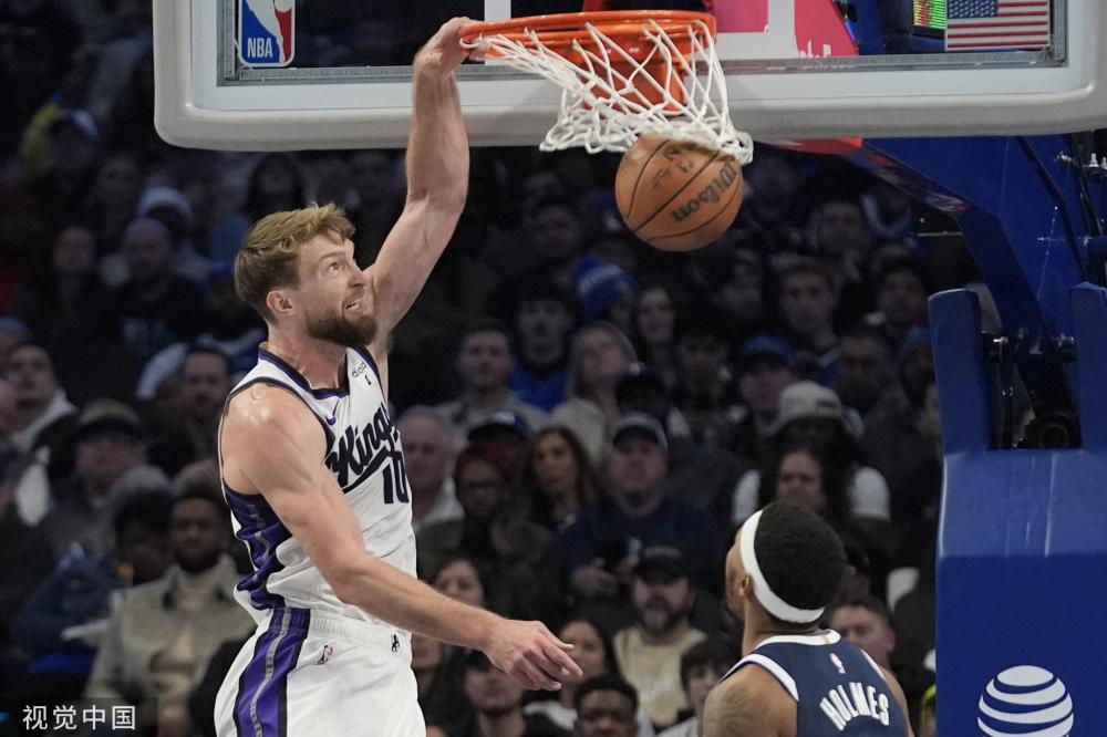 球队在攻坚 球队在攻坚