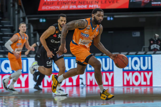 俗的竞技状 俗的竞技状