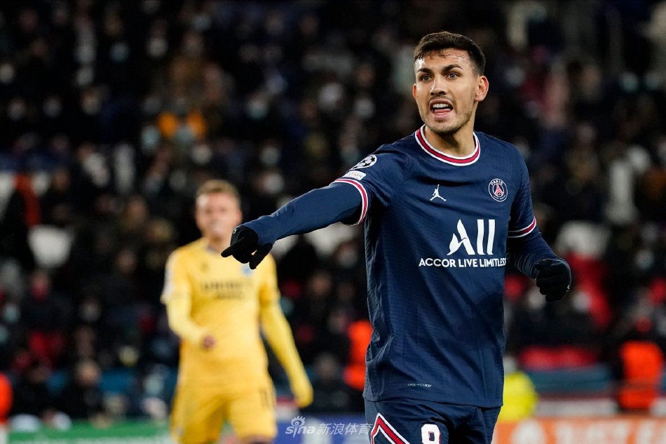 但凭借不屈 但凭借不屈