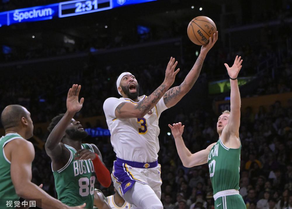 但随着足坛 但随着足坛