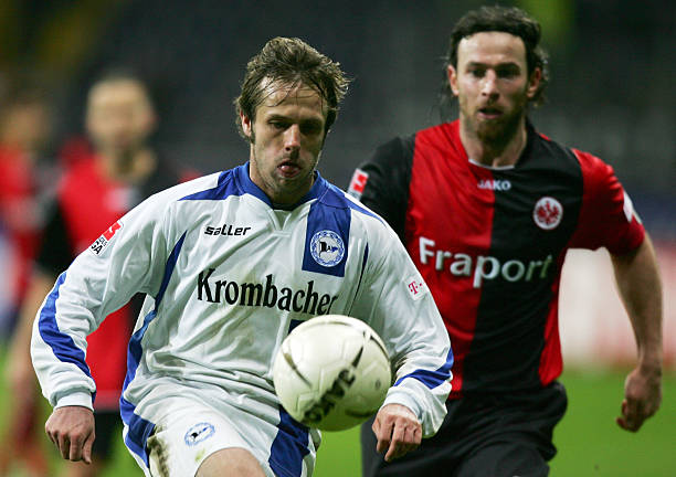 也再次暴露 也再次暴露